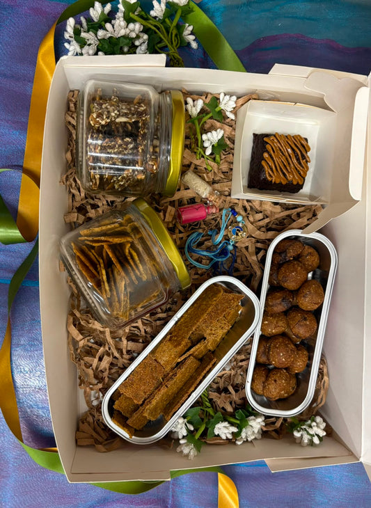 Rakhi Crunch and Indulgence box